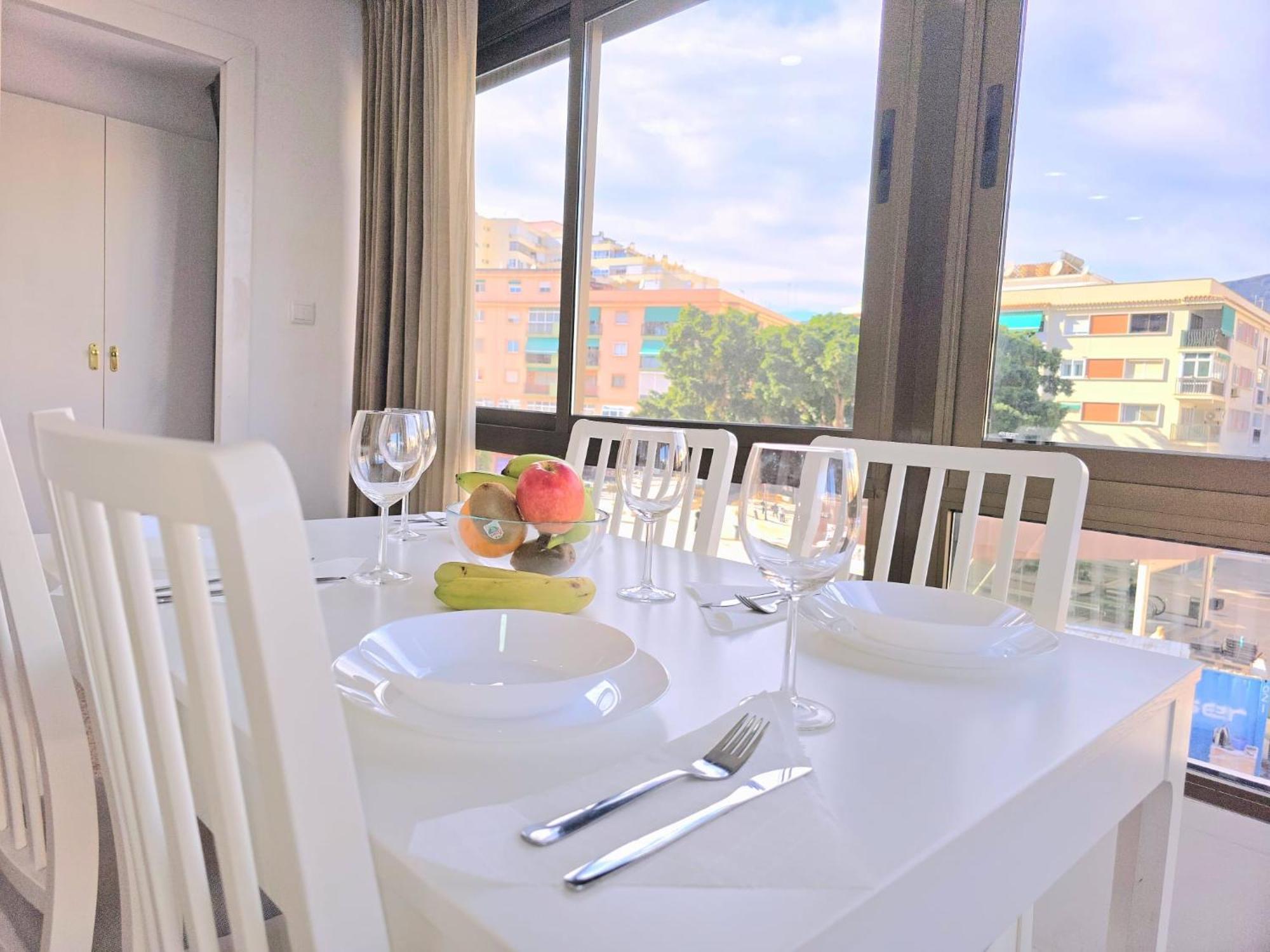 Nogalera Rainbow 2-Bedroom Apartment, Pool And Parking By Namaste Elite Torremolinos Exteriér fotografie